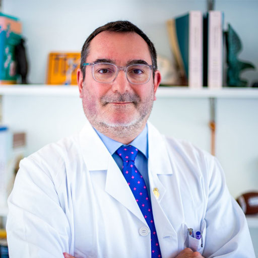Dr. Vicente León Muñoz